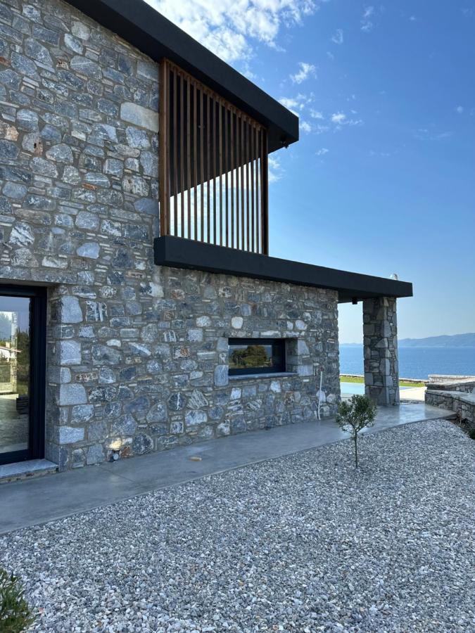 Windmills & The Villas-aiolos L