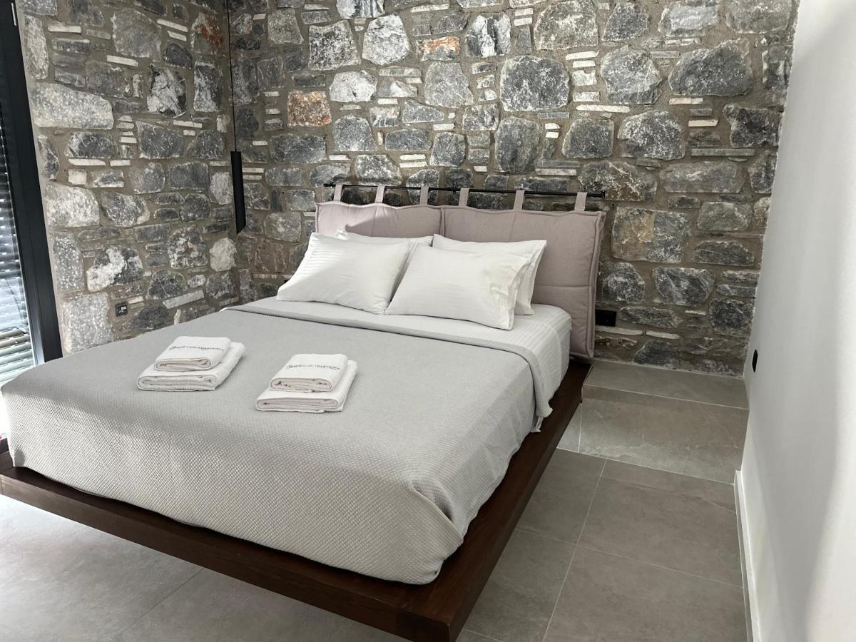 Villa Windmills & The Villas-aiolos L Vatheia